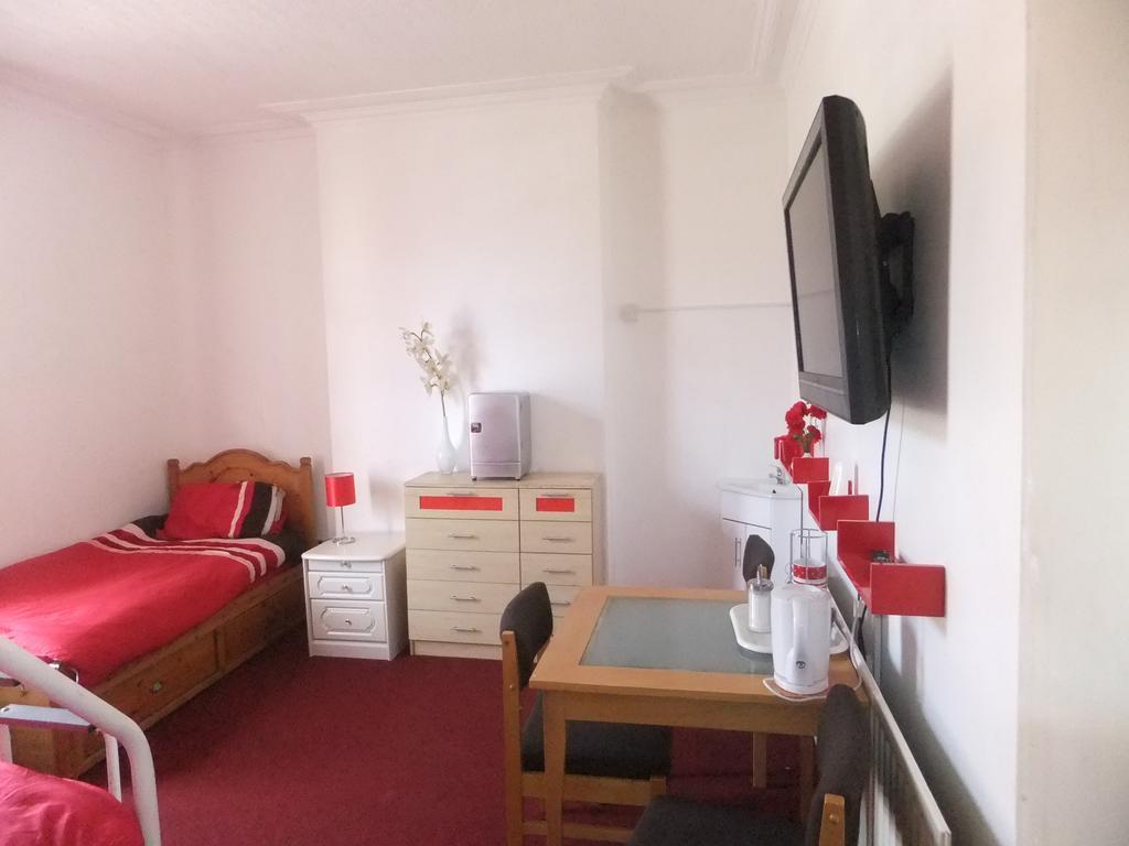 Heavenly Nights Guest House Sheffield Zewnętrze zdjęcie
